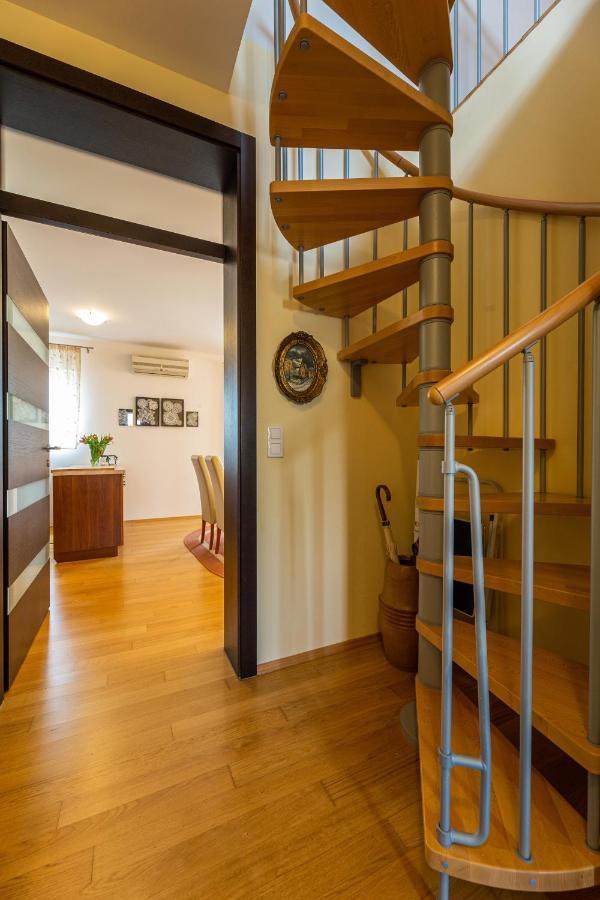 Golden Hope 4+1 Apartment Krk Крк Экстерьер фото
